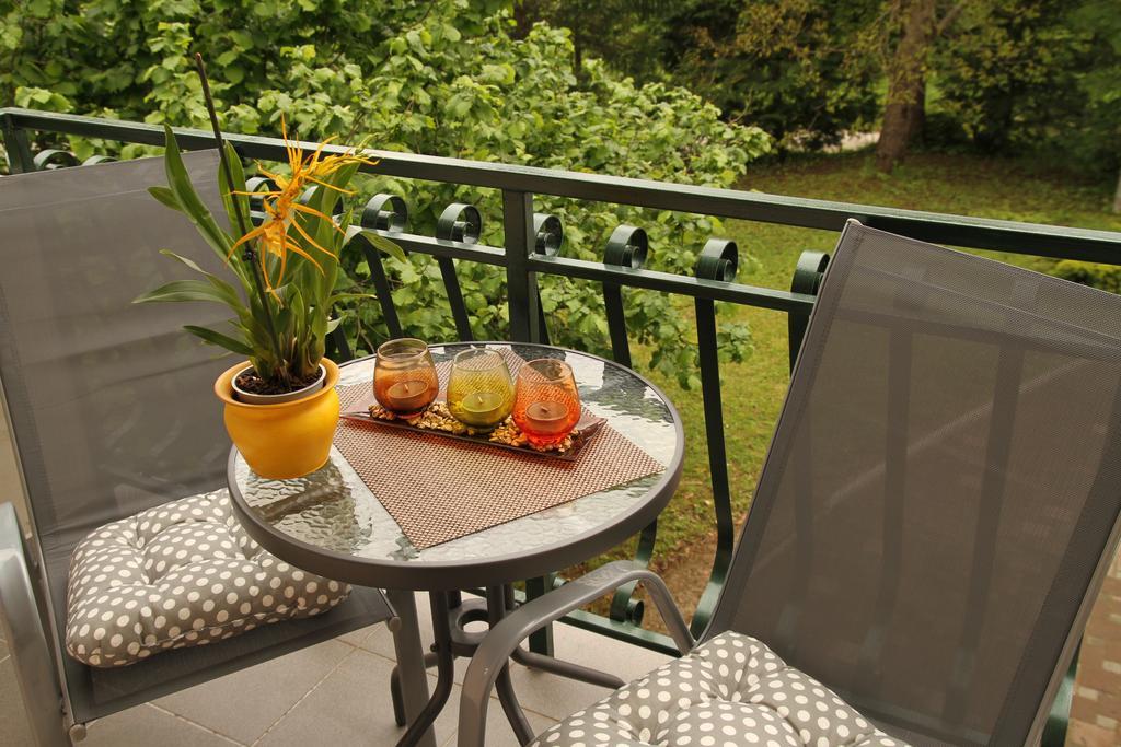 Apartments Strmac Слунь Екстер'єр фото