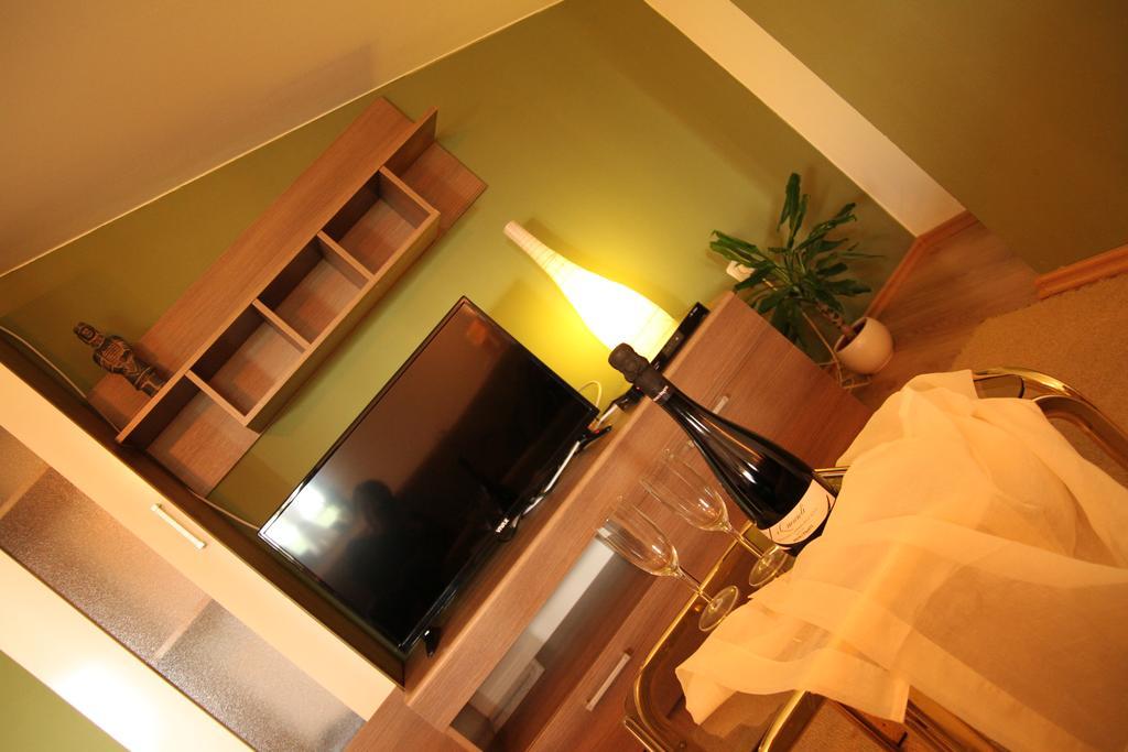Apartments Strmac Слунь Екстер'єр фото