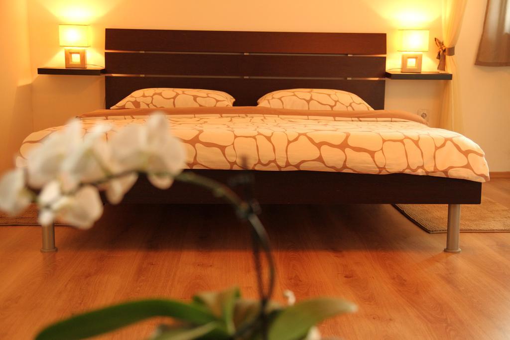 Apartments Strmac Слунь Екстер'єр фото
