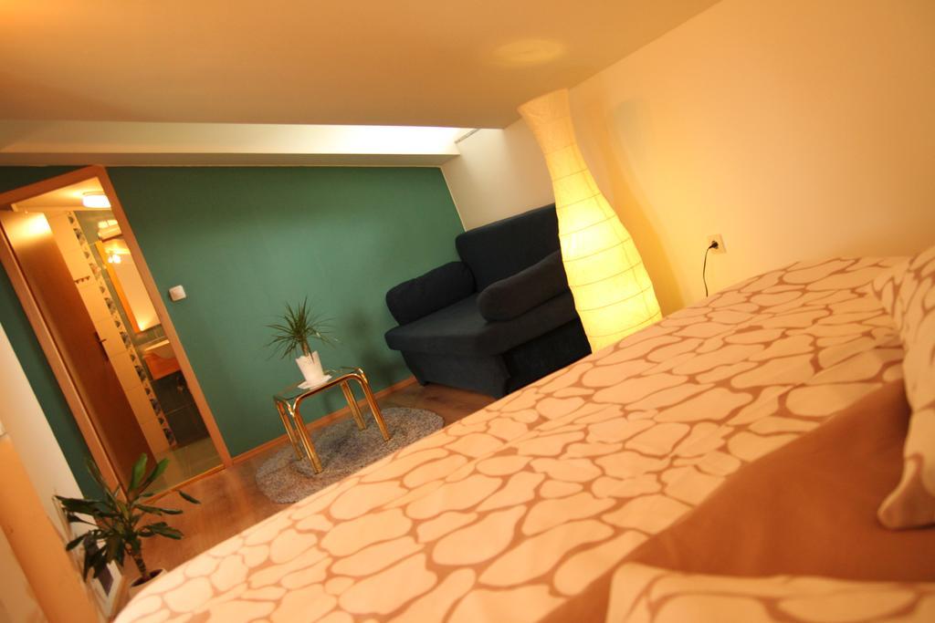Apartments Strmac Слунь Екстер'єр фото